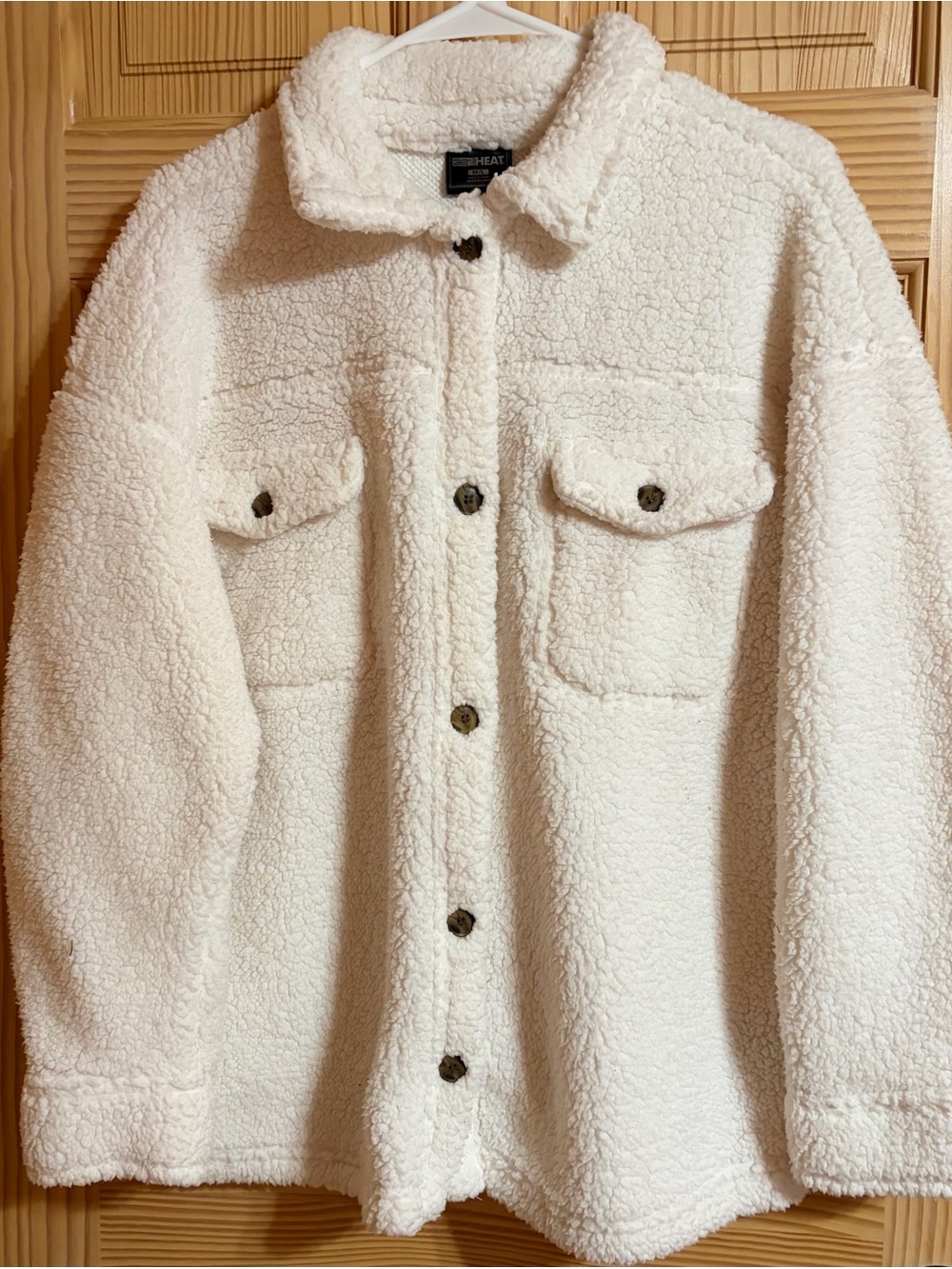 Women’s Cream Sherpa Teddy Jacket
Cozy on those first days of fall or winter.